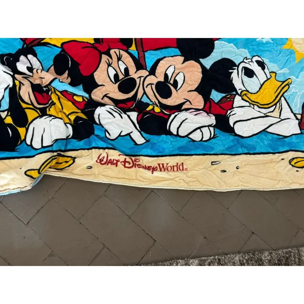 Vintage Walt Disney World Mickey Minnie Goofy Donald Beach Towel Backpack Bag